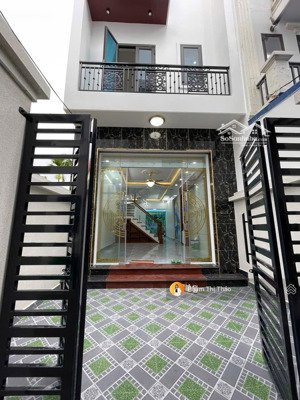 nhà 3 tầng độc lập sân cổng riêng hoàng mai. hàng hiếm giá chỉ hơn 2 tỷ