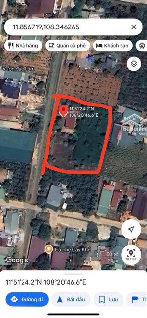 đất vuông vức cực đẹp ngay trung tâm thị trấn