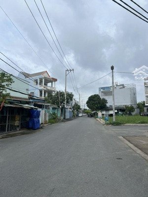 bán gấp nhà riêng 4 tầng tại chuyên dùng 9, 17 tỷ, 136m2, q7, hcm với 10pn, 10wc