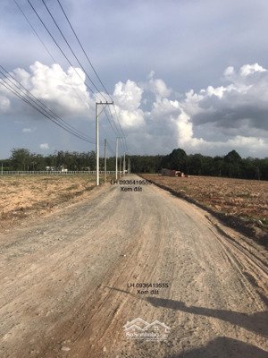 4,6ha view hồ dầu tiếng xã minh thạnh tp hồ chí , 100m2 thổ cư. 22 tỷ