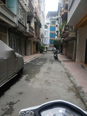 nhà phân lô trung phụng, khâm thiên__54m x 4 tầng_mặt tiền 4m_ vỉa hè_ô tô đậu cửa_nhà dân 10 năm