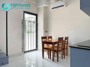 cho thuê cc mini tại tân cảng, p 25, bình thạnh ở được 4 người 4 xe