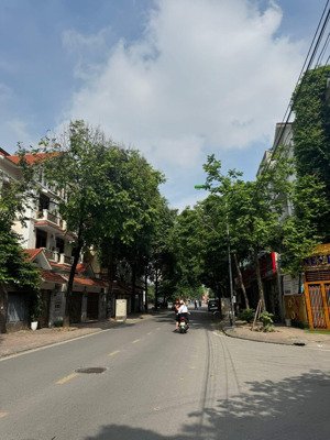 mảnh đất vàng mặt phố đại linh - trung văn , mảnh đất đẹp cuối cùng còn sót lại mặt phố .