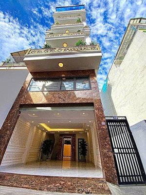 nhà đẹp cầu giấy, thang máy, phân lô, ôtô qua nhà vừa ở kinh doanh đỉnh cao - giá 25 tỷ