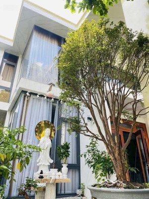 bán gấp nhà mặt phố trần não, 58 tỷ, 212m2 view đẹp