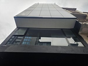 bán tòa nhà mặt phố thụy khuê - 160m2 - 9 tầng - 2 thang máy - dòng tiền 2.8 tỷ/năm - 9x tỷ