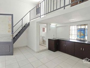 nhà xã hội định hòa 60 m2 bao gồm 2 căn: 450 triệu. cho thuê 3,6 triệu/th. sài gòn mua được