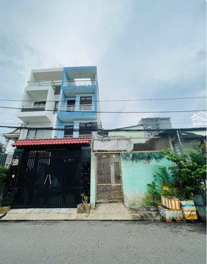 bán đất tặng nhà cũ cấp 4, dt 4x22m, hxh trương văn thành, gần ngã 4 thủ đức, giá hơn 8 tỷ tl tốt