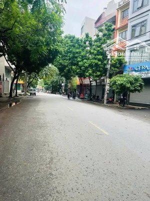 bán nhà kđg kiến hưng hà đông dt 60m x c4 x mt 5m giá 16,5 tỷ có thương lượng