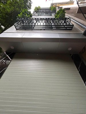 bán gấp siêu phẩm nhà yên phụ , tây hồ. 5 tầng mới đẹp, ô tô đỗ cổng, cạnh hồ tây giá chỉ hơn 7 tỷ