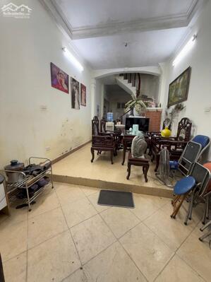 Siêu hiếm Cho thuê nhà ngõ 51 Lạc Trung, 3 tầng x 45m2, 3 ngủ, chỉ 10 Triệu