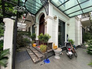 bán nhà chính chủ biệt thự vinhomes green bay nam từ liêm 150m ô tô kinh doanh