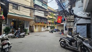 bán nhà vị trí đẹp ngõ bagac phố tôn đức thắng.