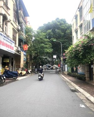 cần bán gấp nhà mặt phố,trung tâm quận hai bà,lò đúc,p.phạm đình hổ oto tránh vỉa hè kinh doanh