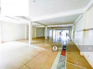 mt 443 lê văn thọ, 8mx45m, 2lầu. giá 75tr/tháng. vị trí kinh doanh sung túc