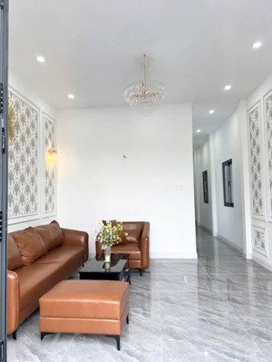 chỉ với 1,5 tỷ sở hữu nhà đ.22 tháng 12,p.thuận giao, thuận an cách aeon bình dương chỉ 3p đi xe.