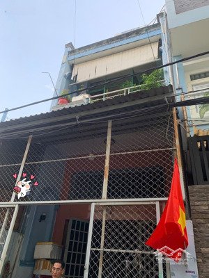 bán nhà hiếm 2 mặt tiền trước sau đường 5.5m chỉ 6,1 tỷ