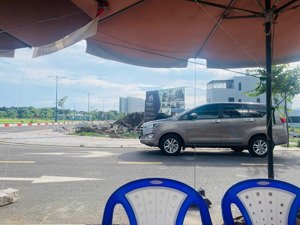 gấp bán gấp 1 lô đất liền kề khu tái định cư hòa long, tp. bà rịa