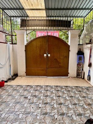 cho thuê nhà nguyên căn, giáp đường hoàng diệu 2, linh chiểu, thủ đức