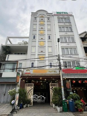 bán hotel 22 pn - tô hiệu - doanh thu 300tr/tháng - full khách cả tuần - 25 tỷ tl