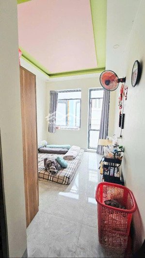 13.2 tỷ - mt hoàng diệu căn góc ngay ngã 4 hoàng diệu - đoàn văn bơ q4