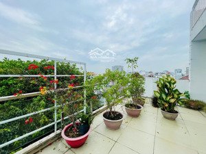 căn hộ sân vườn 60m2 1pn full nt hoàng sa - q1