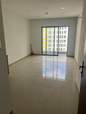 bán căn góc 57,75m2 2pn 2wc bcons garden 1,85 tỷ sổ cầm tay mới 100% ntcb