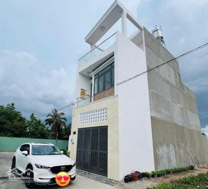 nhà 3 tầng đường hà huy giáp / p. thạnh xuân, quận.12 dt 64/70m2 (4mx18m) hẻm 6m 4,5tỷ.