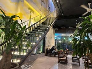 cho thuê mặt bằng mp hồng tiến~ long biên 2,5 tầng mt: 14m mọi mô hình nhà hàng, cafe