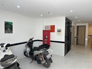 cổ nhuế dòng tiền 70triệu/tháng ,thang máy 60m giá 12.5 tỷ