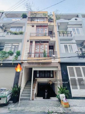 bán nhà mặt tiền đường hoa khu phan xích long 50m2, 5 tầng có hầm để xe 6 phòng ngủ chỉ 19 tỷ