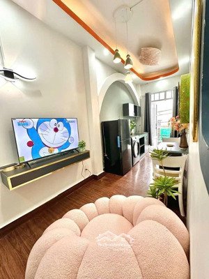 dự án mới nằm trên đường hoa hồng 2pn - full nội thất - thuận tiện di chuyển qua q1, bt, pn