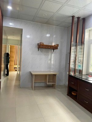 tôi chính chủ bán gấp căn hộ n3b lê văn lương 3pn dt:65m2 tim tường thông thuỷ 59m2 giá bán 4,65 tỷ
