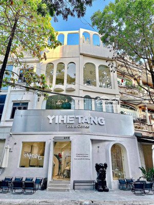 cho thuê nhà mặt phố ô chợ dừa, đống đa, dt t1 120m2, t2-4 50m2, mt 5m , đoạn kd đẹp , vỉa hè rộng.