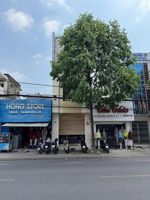 15 tỷ 500 ( thương lượng ) bán nhà 3 tấm mặt tiền phạm văn thuận vị trí đẹp nhất