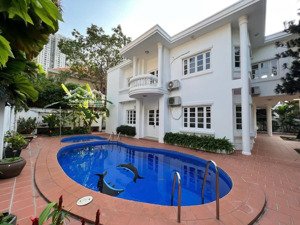 siêu biệt thự hồ bơi thảo điền- nhà đẹp có sân vườn- lh để làm việc chính chủ