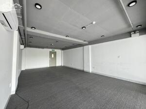  CHO THUÊ VĂN PHÒNG 40M² – TẦNG LỬNG CÓ LỐI ĐI RIÊNG – HÒA XUÂN – GIÁ CHỈ 6 TRIỆU/THÁNG 