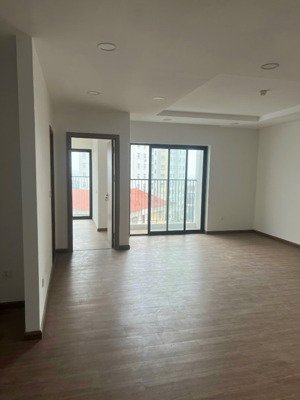 cần bán nhanh căn hộ 3pn góc 120m2 dự án le grand jardin ban công đông nam, nội thất cơ bản cđt
