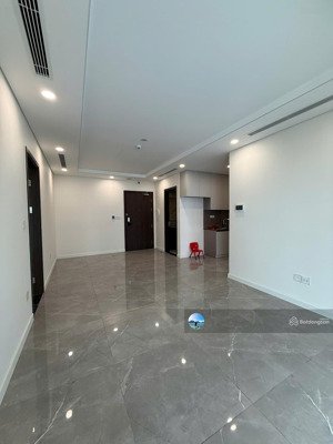 chính chủ bán căn hộ 2 ngủ 80m2 - sunshine green iconic - em long 