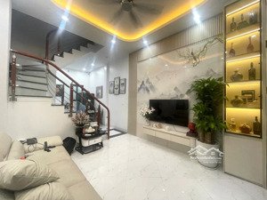 nhà đẹp kim giang - sát đô thị đại kim-ngõ rộng thoáng-tặng full nội thất, 36m 4t 7.7 tỷ