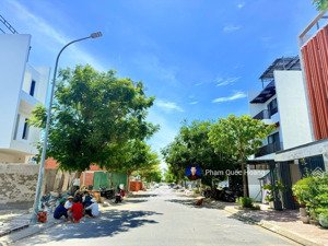 gói 5 mỹ gia - thái hưnghàng hiếm- hướng đông nam , trục thông rộng 14m , vị trí gần đường 27m,