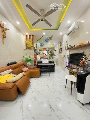 bán gấp nhà 3 tầng kiên cố, đất nở hậu tài lộc ngay bảy hiền nhỉnh 7tỷ ( thương lượng)