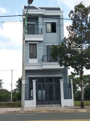 bán shophouse 130m2, 2,9 tỷ, đ.t741, tiến hưng, đồng xoài, bình phước - giá siêu hời! hot!