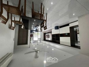 hàng hiếm cc new skyline văn quán 135m2 3 ngủ 2 wc gía bán 9,250 tỷ