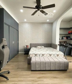 cực hiếm bán nhà phố láng hạ - lô góc 8 tầng thang máy - kinh doanh đỉnh.