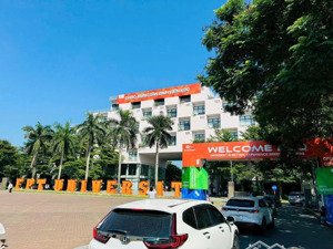 chính chủ cần bán nhanh mảnh đất 62,5m2 full thổ, giáp đại học fpt, trục chính kinh doanh