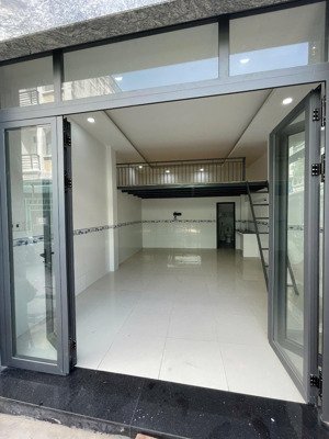 cho thuê kiot kinh doanh ở tự do - duplex - ngay chợ - đường lớn xe hơi - khu nguyễn quang bích