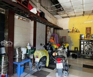 bán nhà hai mặt tiền kinh doanh phạm văn đồng, ngay đối diện gigamall thủ đức sẵn sổ cc