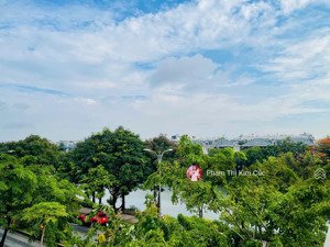 hót nhà phố đẹp nhất lakeview city. mặt tiền đường 25m, view trực diện hồ sinh thái giá bán 22.8 tỷ