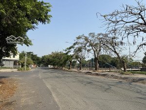 đất biệt thự view sông, có thêm 100m2 đất sử dụng thêm khu biệt thự